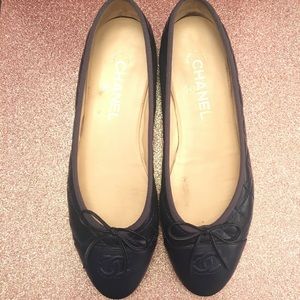 Navy Chanel Quilted Lamb Skin Leather Ballerinas